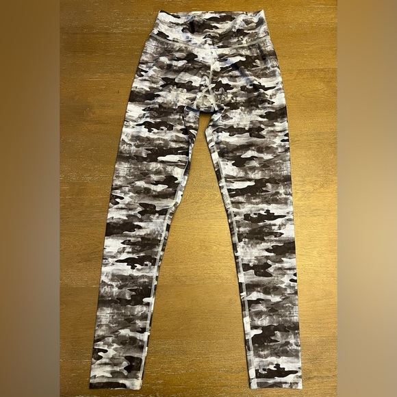 Tepuy Activewear Camo Leggings - Picture 3 of 5
